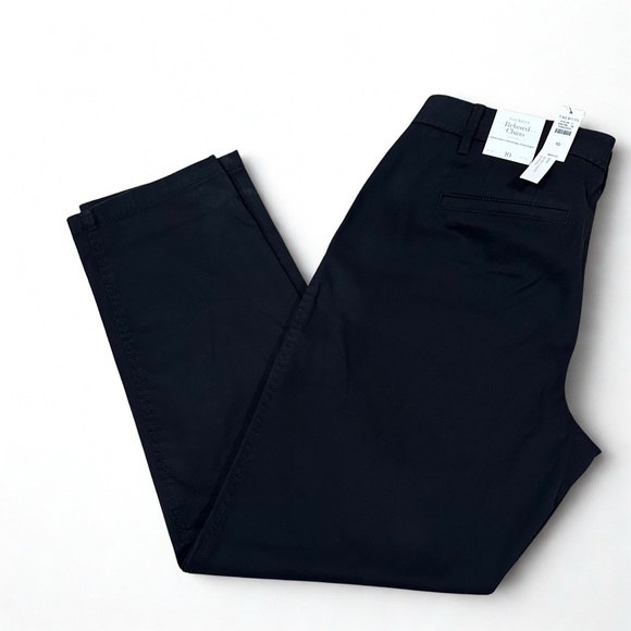 Talbots Women’s Relaxed Chino Size 10 Black Ankle Pants NWT - Picture 2 of 5